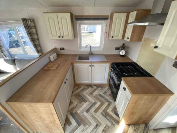 CASA CARAVANA DE 33×13 PIES – 2 CUARTOS - Image 8