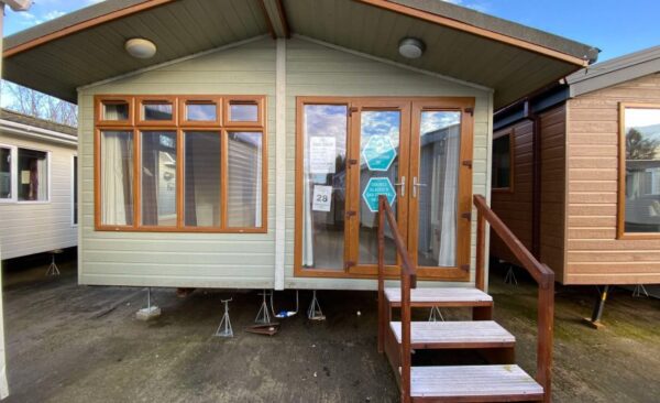 CASA CARAVANA DE 40 x 16 PIES – 2 HABITACIONES EN VENTA PUERTO RICO