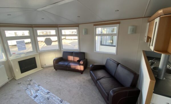 CASA CARAVANA DE 37 x 12 PIES – DOS CUARTOS