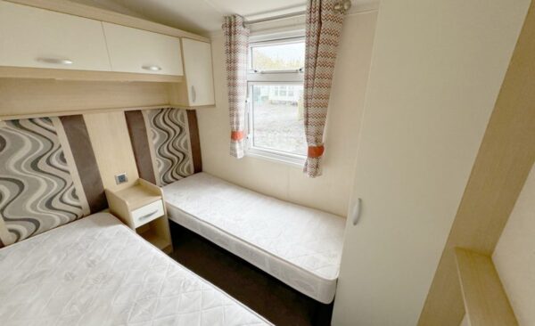 CASA CARAVANA SWIFT 38x12ft – 2 HABITACIONES - Image 3