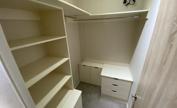 CASA PREFABRICADA USADA DE 40x20 PIES – 2 CUARTOS - Image 4