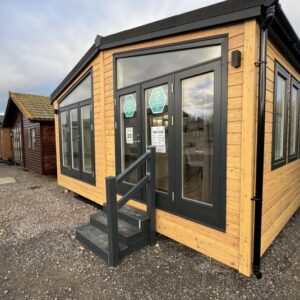 VENTA DE CASA PREFAB DE 40 x 20 PIES – 2 CUARTOS EN PUERTO RICO