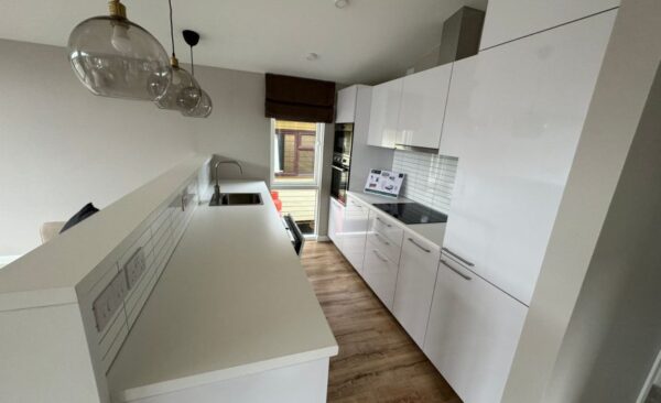 CASA PREFAB DE 40 x 20 PIES – 2 CUARTOS - Image 8