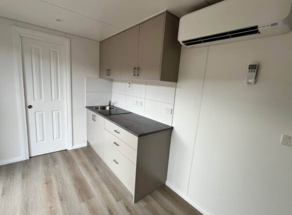 CASA CONTENEDOR DE 20 PIES EN VENTA TOA ALTA, PR