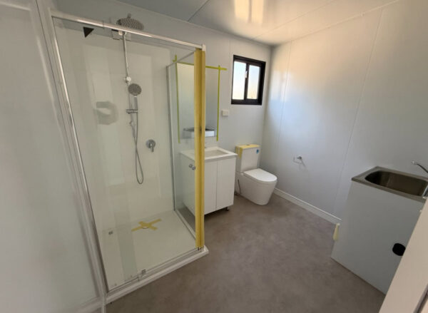 CASA PREFABRICADA MODERNA 15M X 4.2M – 2 CUARTOS EN SAN JUAN, PUERTO RICO