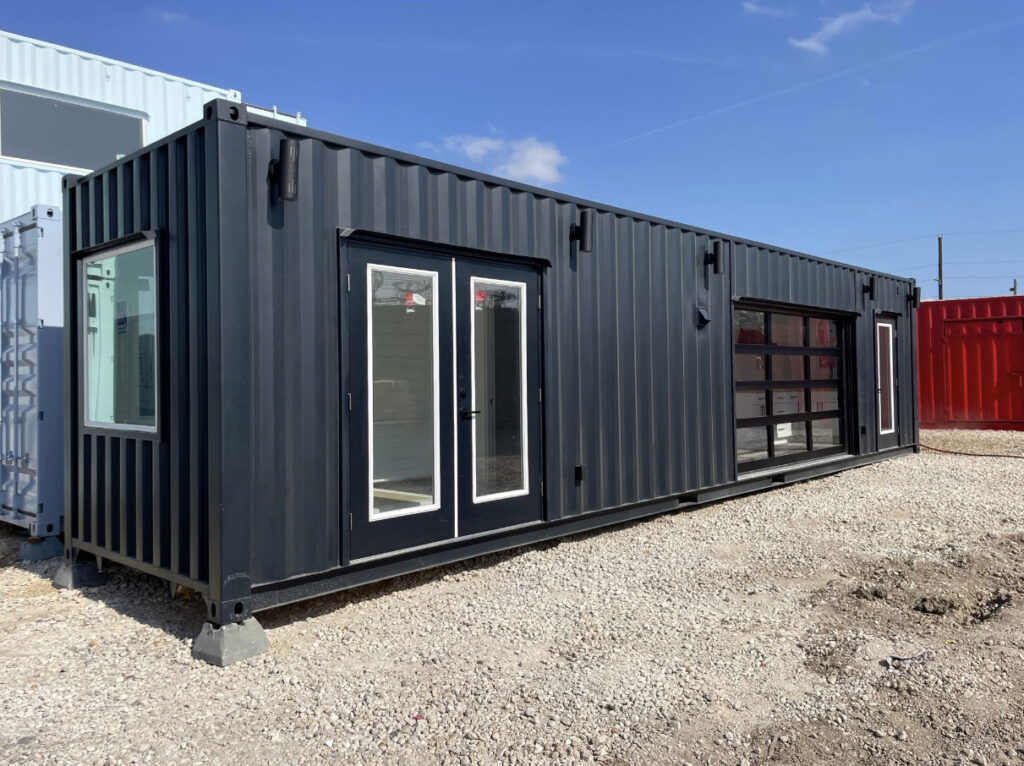 CASA CONTENEDOR DE 40 PIES CON 3 PUERTAS FRONTAL EN VENTA PUERTO RICO