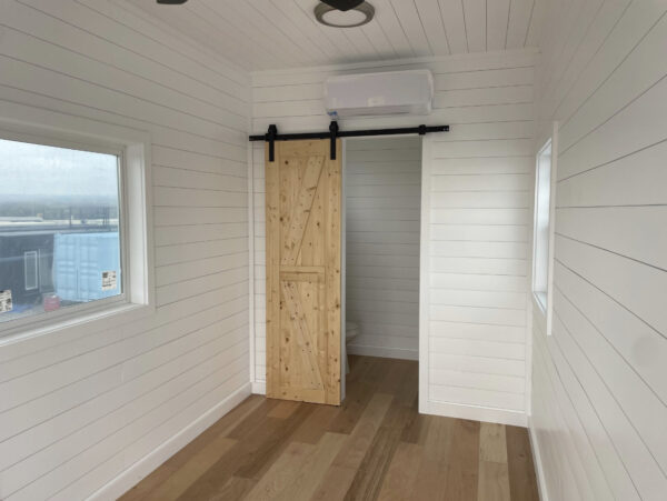 CASA CONTENEDOR MODELO “LEO” – 3 HABITACIONES EN VENTA CIDRA, PR