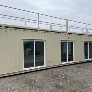 GIMNASIO EN CONTENEDOR DE 40 PIES CON TERRAZA EN VENTA PR