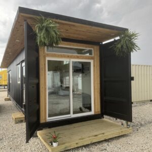 CASA CONTENEDOR DÚPLEX DE 40 PIES – 2 HABITACIONES EN PR